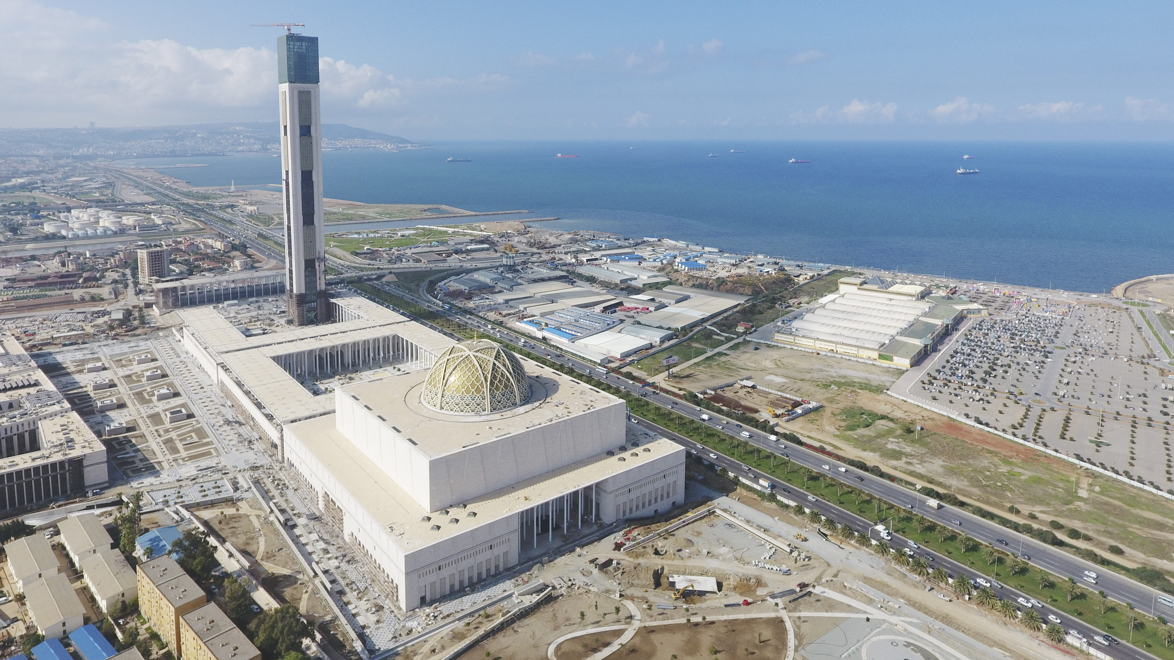 包含阿尔及利亚被赞比亚击败，欧预赛之旅终结的词条