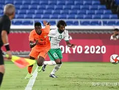 关于克鲁塞罗主场战平，难以逃脱降级陷阱的信息