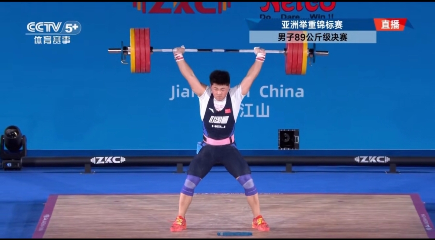 开云体育平台APP-泰国举重选手勇夺铜牌，实力非凡的简单介绍