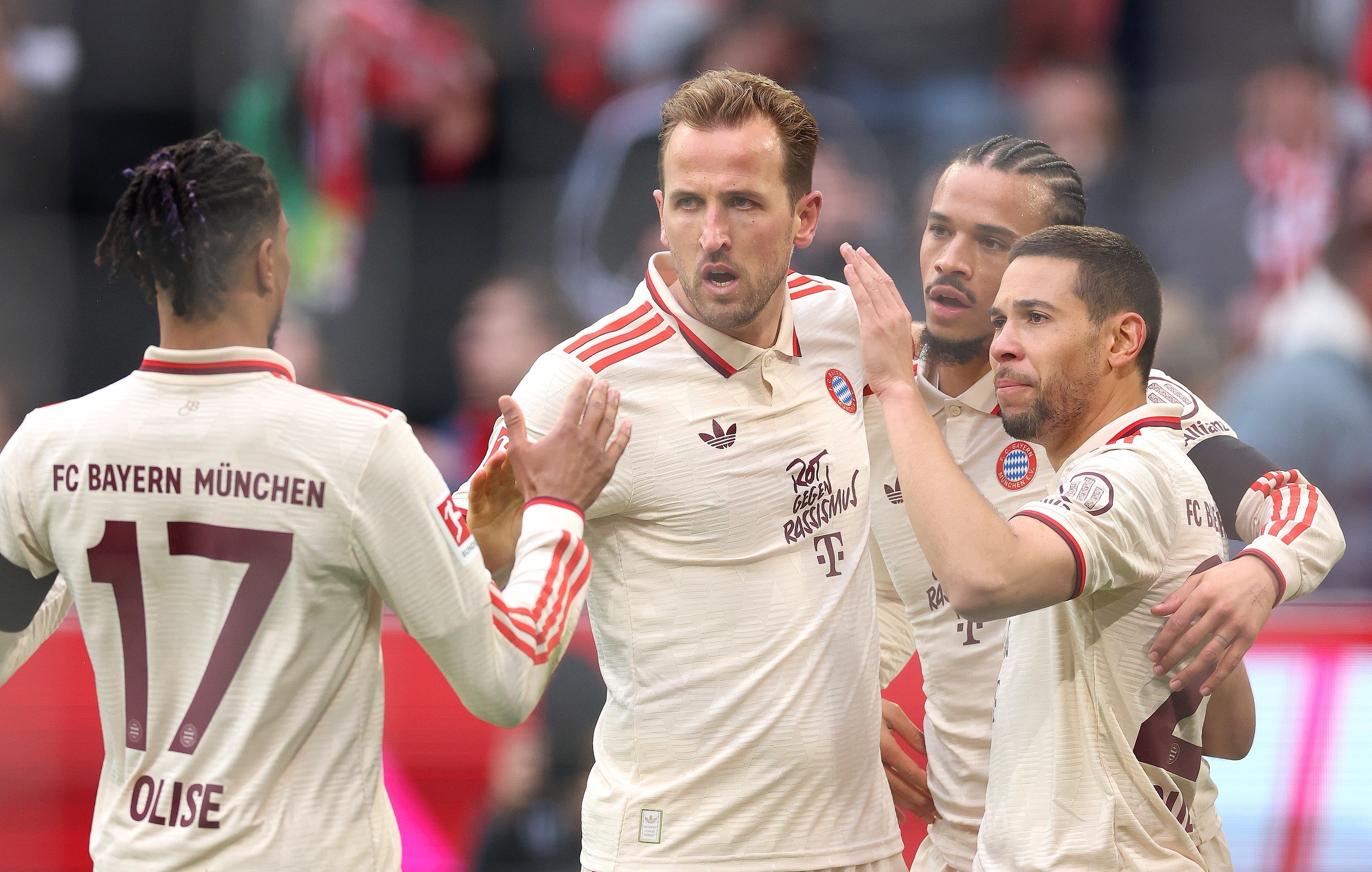 拜仁慕尼黑主场狂胜,攻守俱佳的简单介绍 拜仁慕尼黑主场狂胜,攻守俱佳的简单介绍