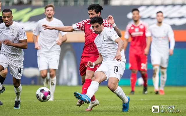 摩斯主场胜利,士气高昂向前迈进 摩斯主场胜利,士气高昂向前迈进