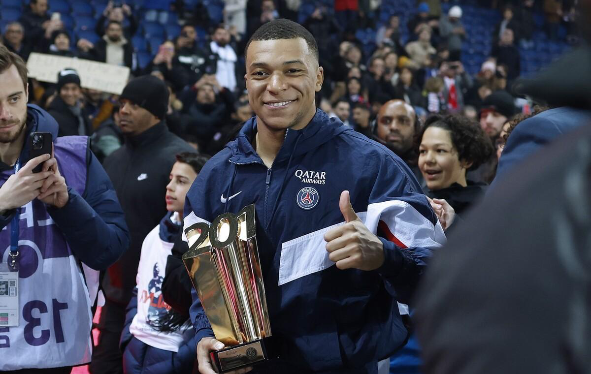 开云下载-华沙联队士气高涨，击败劲敌取得胜利的简单介绍