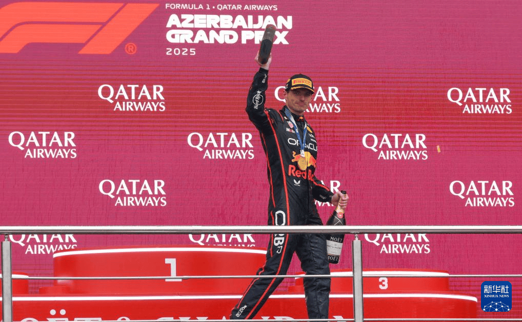 包含梅赛德斯横扫阿斯顿马丁，维斯塔潘关键制胜的词条