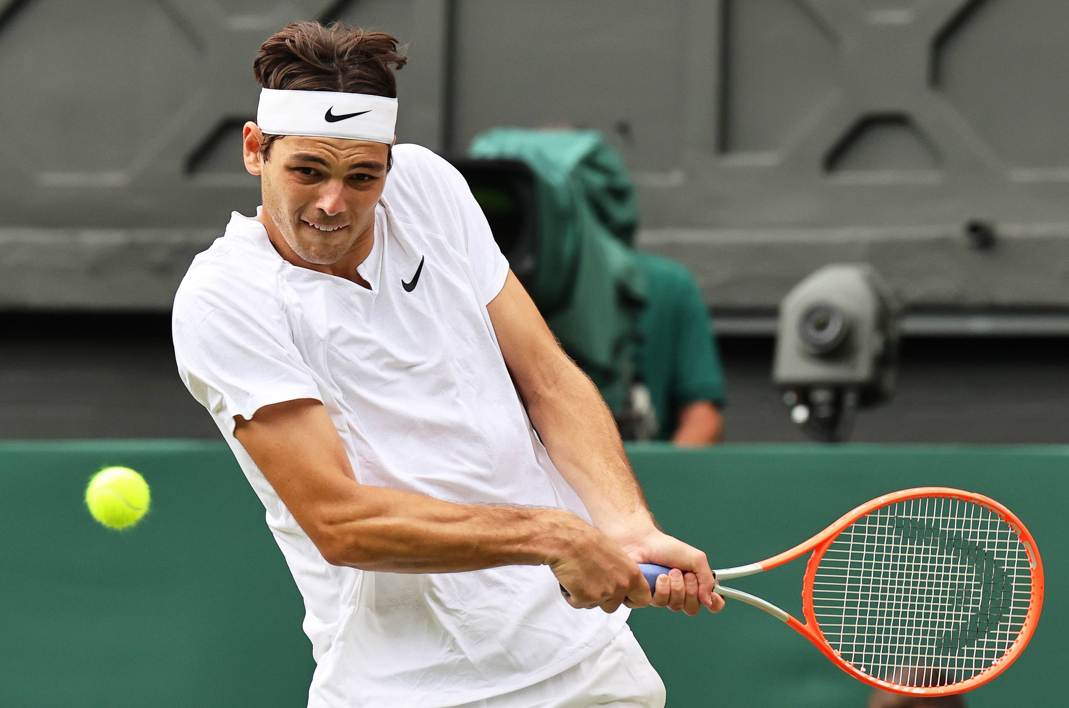 开云体育平台APP-包含年终总决赛横扫温网，纳达尔状态火热的词条