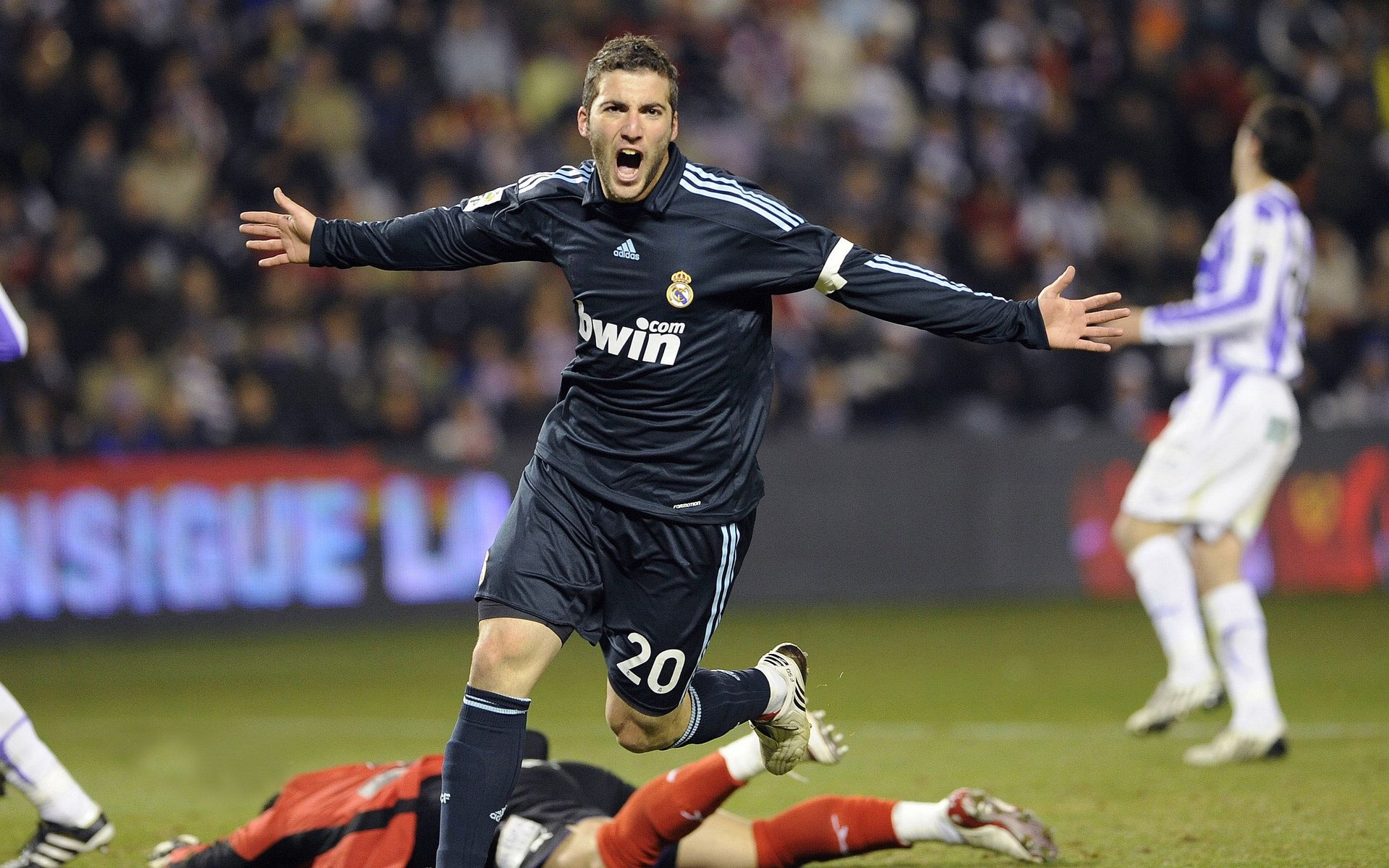 开云体育官方网站-末路狂花，韩国粉碎摩洛哥，巴斯托尼的时空错位接管