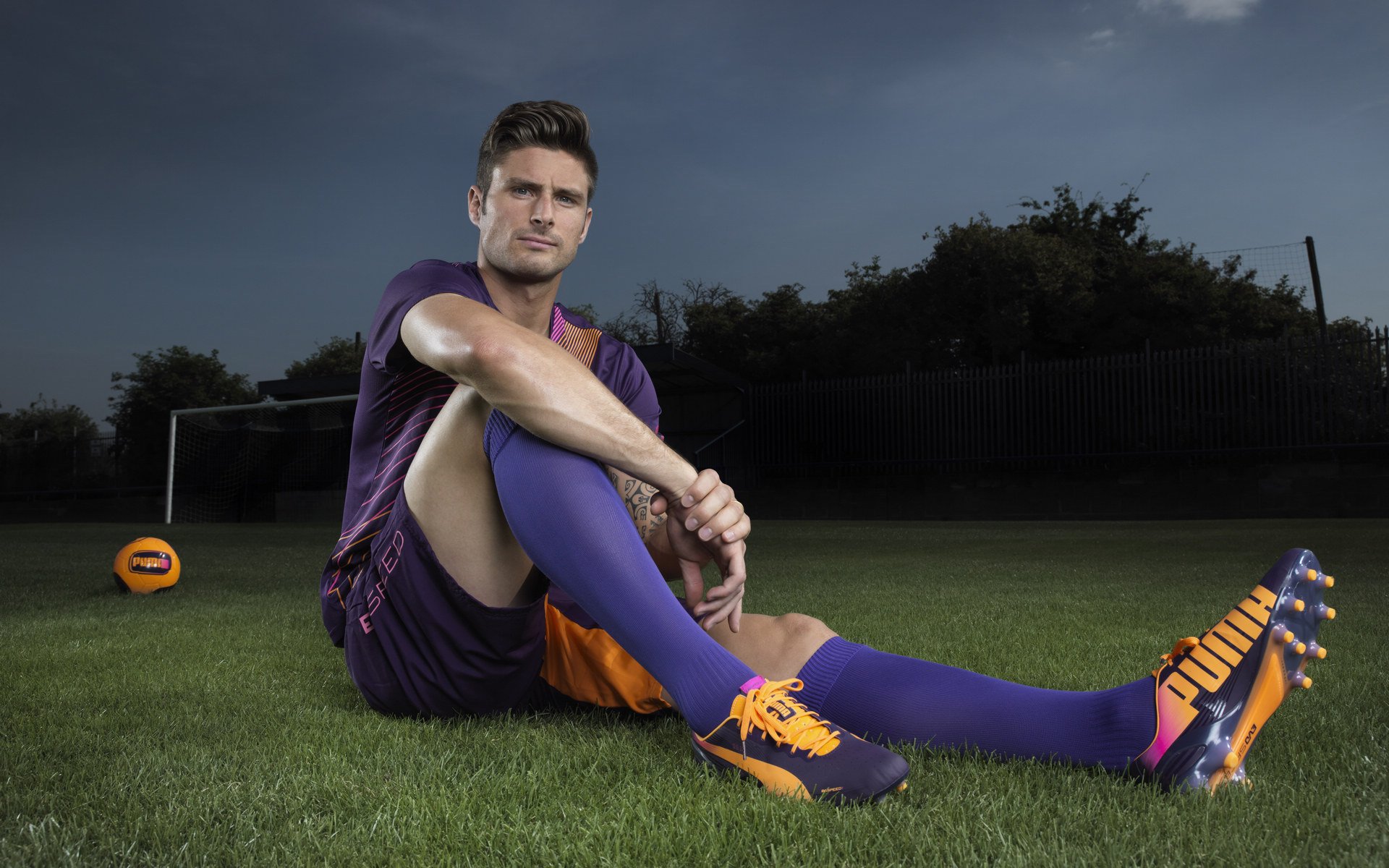 开云体育官方网站-英雄暮年与少年远征—足球场上的两重奇迹