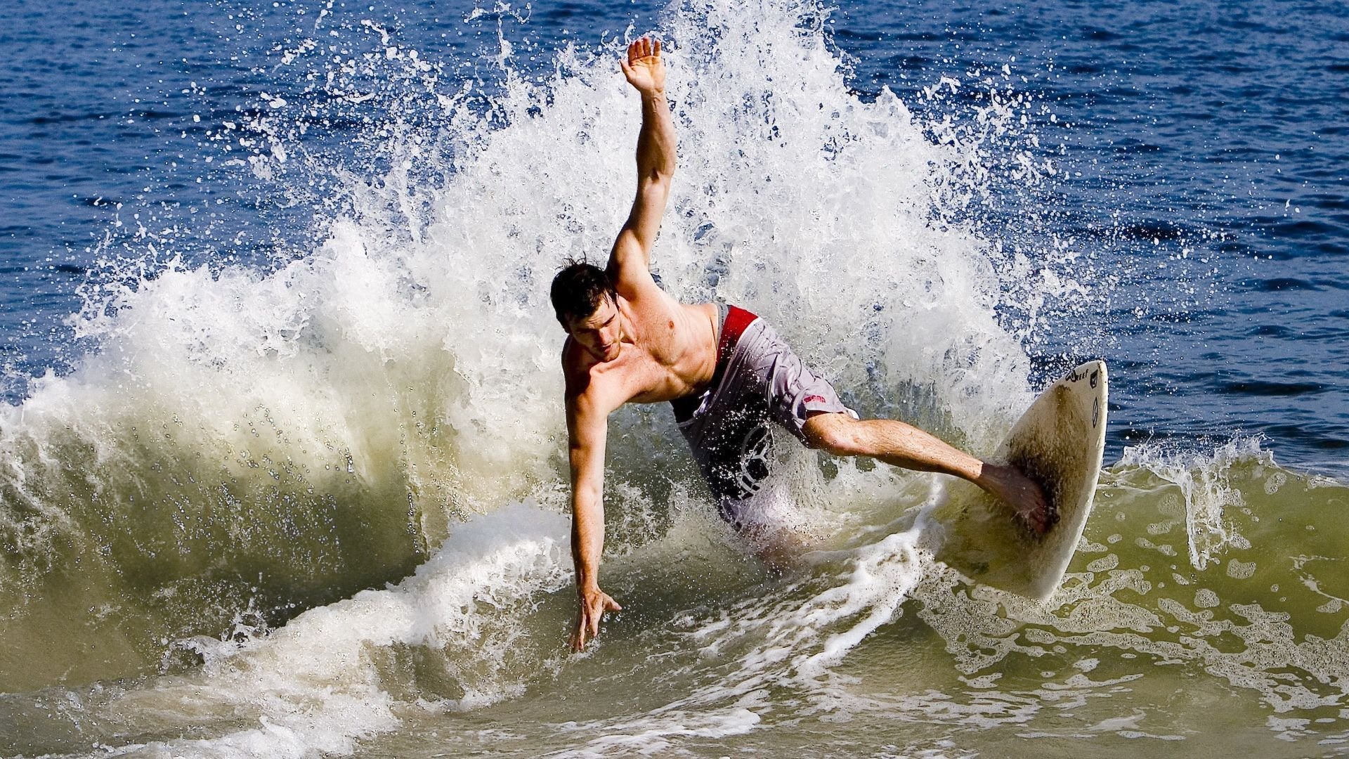 开云平台-红土炼金术，在蒙特卡洛，穆雷用一场胜利重新定义网球的黄金度量